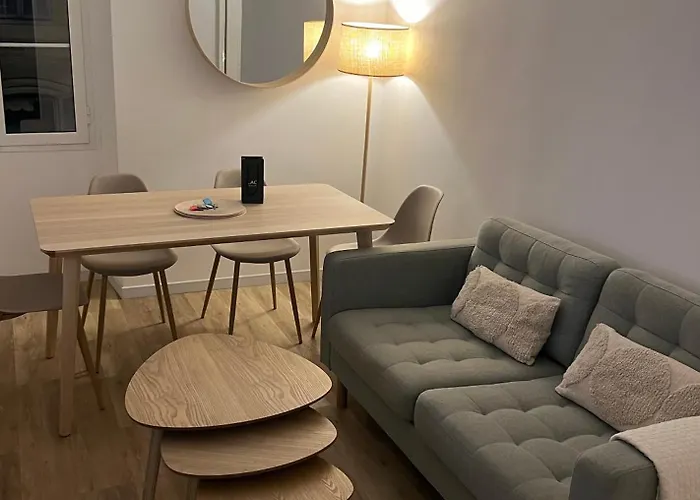 3 Pieces A Apartment