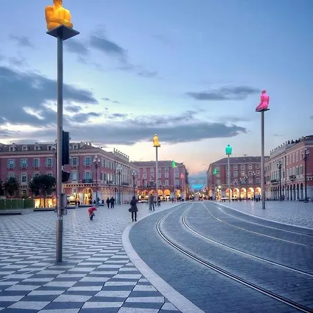 3 Pieces A アパート *